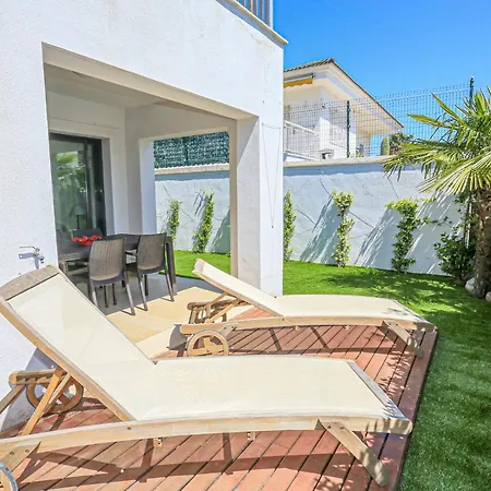 Litoral Costa Dorada - Passeig Del Mar Only Families Holiday home *